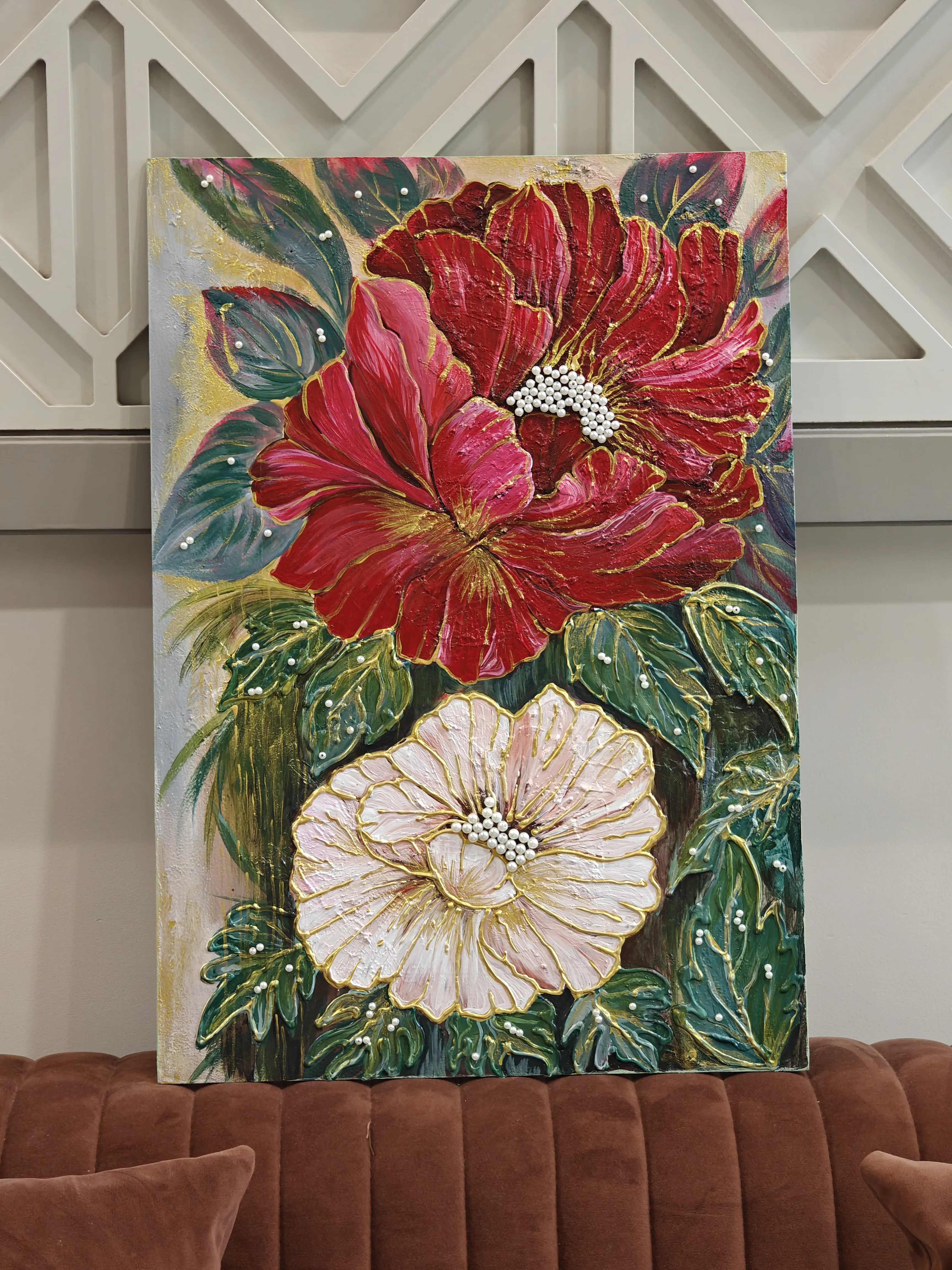 GOLDEN BLOSSOM OF ELEGANCE - View 2